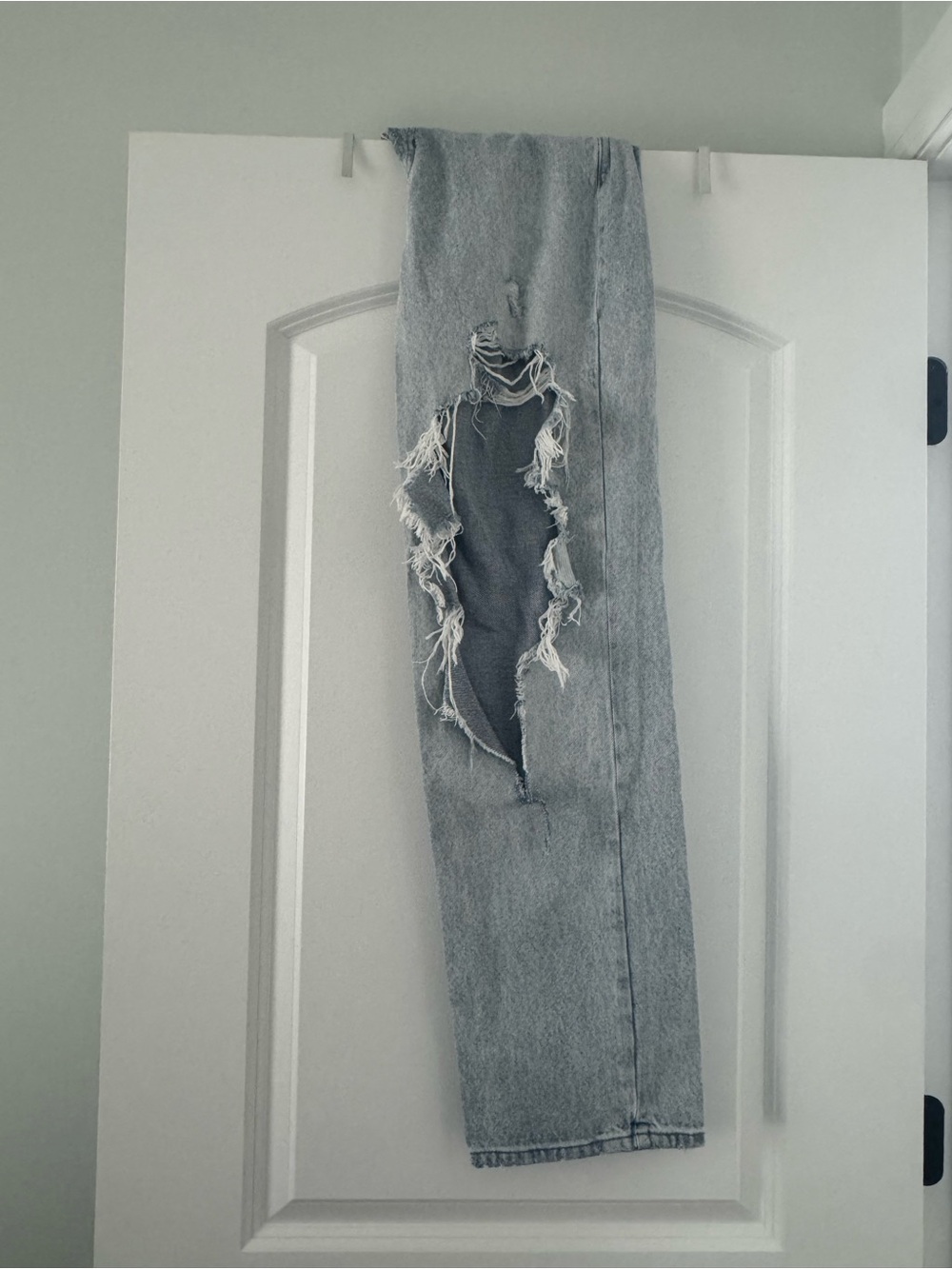 PacSun Light Wash Blue Ripped Jeans